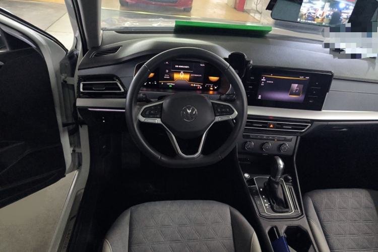 Used Volkswagen Lavida 2023 300TSI DSG Full-Comfort Edition Steering Wheel