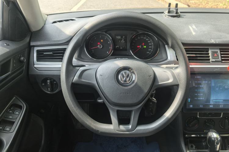 Used Volkswagen Bora 2018 1.5L Automatic Fashion Model Steering Wheel