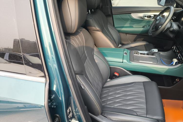 Used GAC Trumpchi GS8 2022 Linghang Series 2.0 TGDI Two-Wheel-Drive Luxury Smart Connectivity Version (7 Seats) Right Front Seat