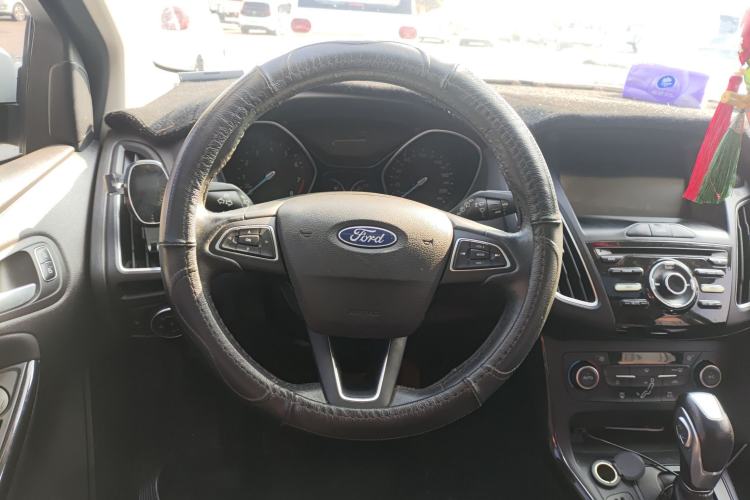 Used Ford Focus 2017 Hatchback 1.6L Automatic Fashion Edition Smart Drive Version