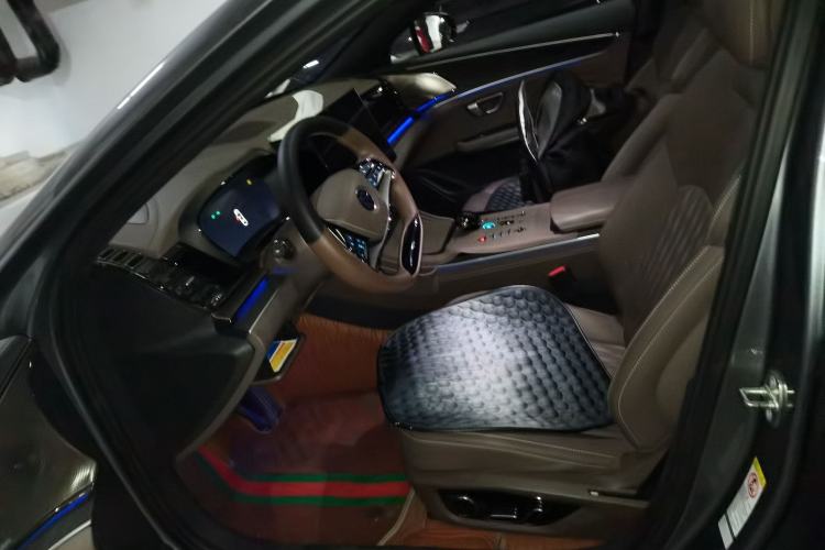 Used BYD Han 2023 DM-i Champion Edition 121KM Prestige Model
