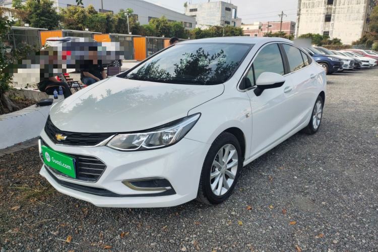 Used Chevrolet Cruze 2018 320 Automatic Pioneer Sunroof Edition