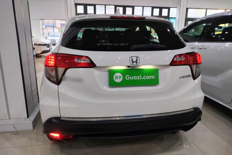 Used Honda Vezel 2020 1.5L CVT Pioneer Edition
