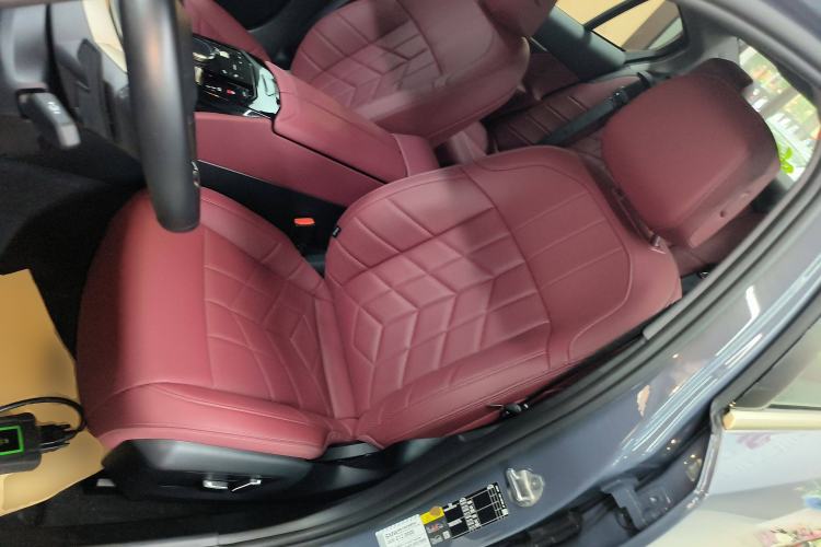 Used BMW i5 2024 eDrive 35L M Sport Package
