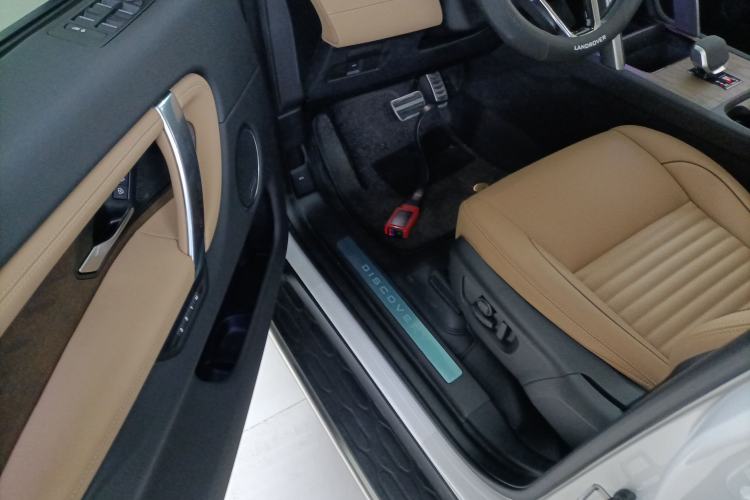 Used Land Rover Discovery Sport 2025 249 PS Performance Tech Edition
