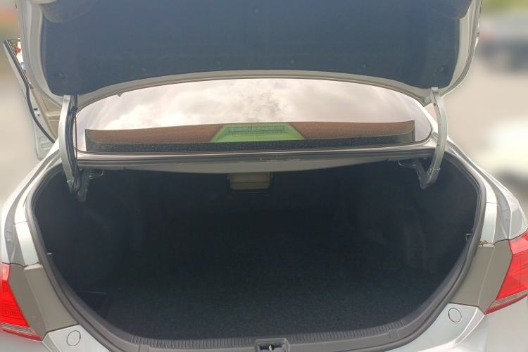 Used Toyota Camry 2010 240G Luxury Edition Trunk