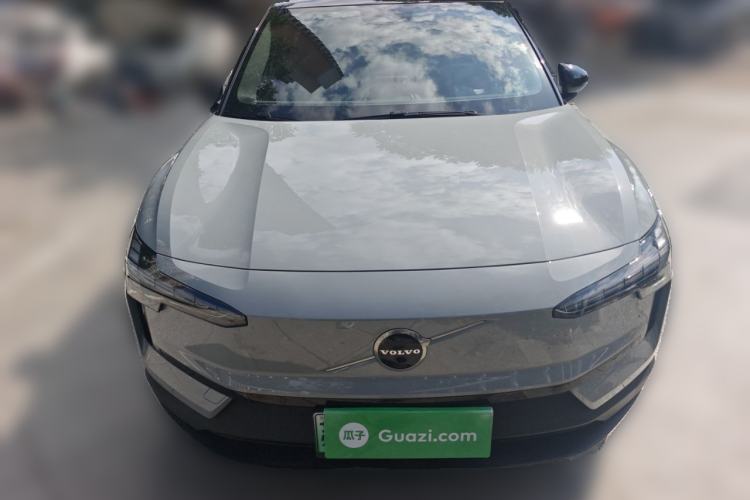 Used Volvo EX30 2025 Rear-Drive Long-Range Version Ultra
