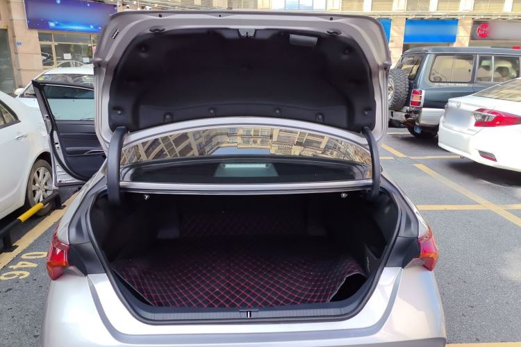 Used Toyota Avalon 2023 2.0L Luxury Edition