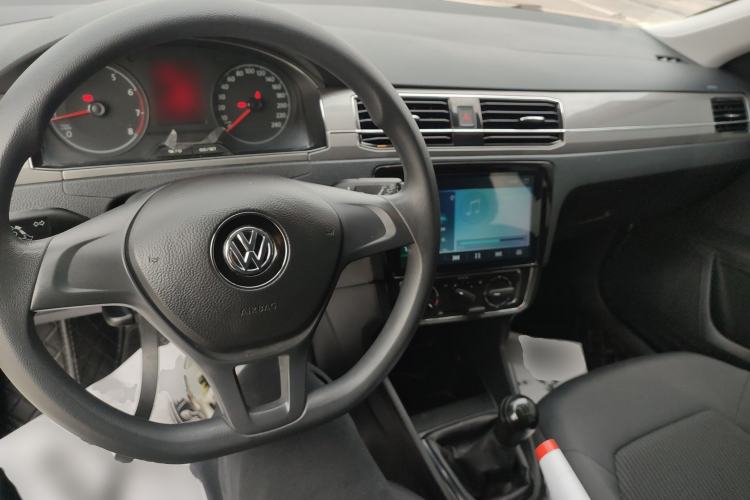 Used Volkswagen Santana 2017 Haval H9 1.6L Manual Fashion Edition
