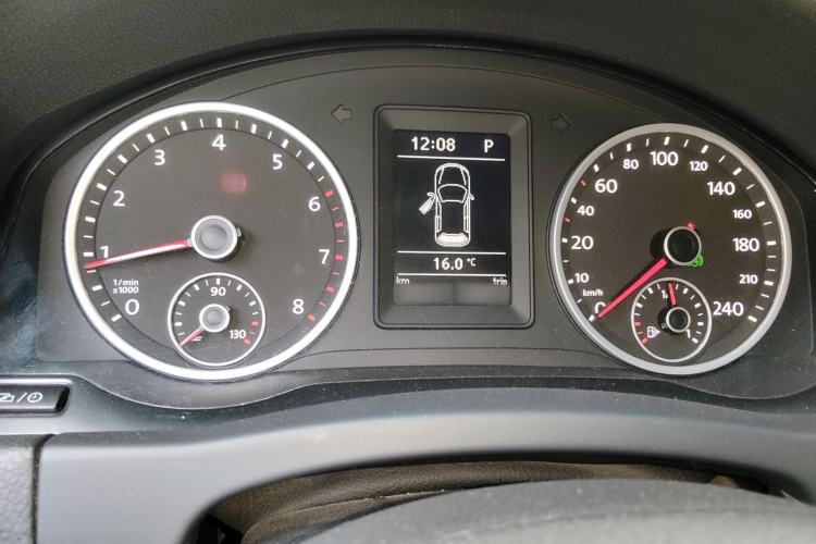 Used Volkswagen Tiguan L 2015 1.8TSI Automatic Two-Wheel Drive Comfort Edition