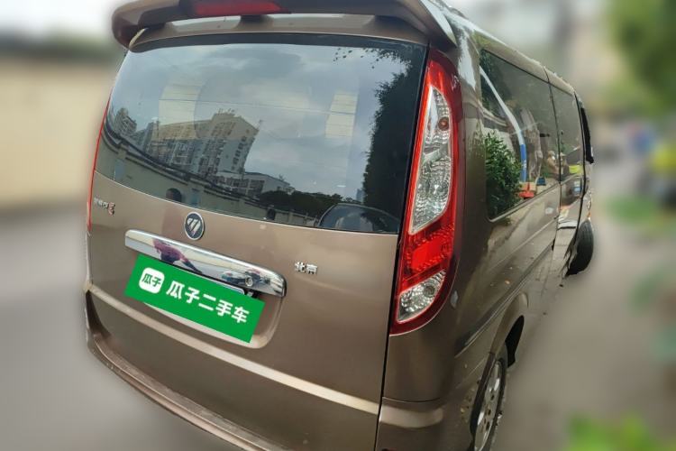 Used Foton MP-X E 2014 2.4L Wealth Express Comfort Version Basic Edition with 4G64
