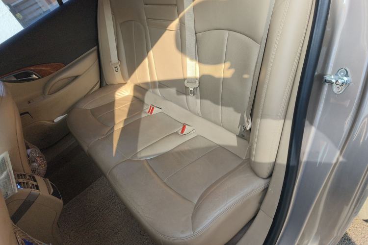 Used Buick LaCrosse 2012 2.4L SIDI Luxury Edition