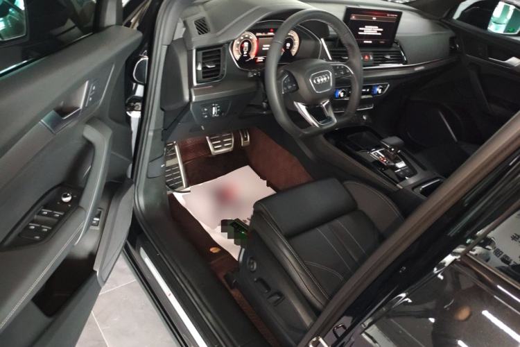 Used Audi Q5L 2023 40T Luxury Dynamic Model
