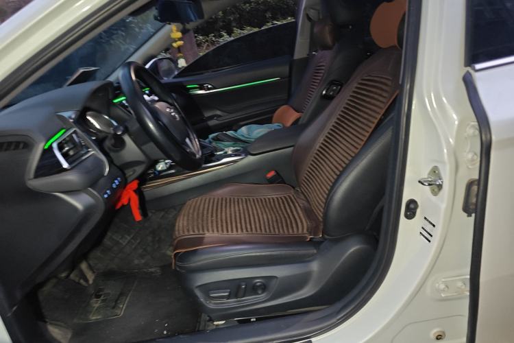 Used Toyota Camry 2019 2.0G Luxury Edition China VI Standard
