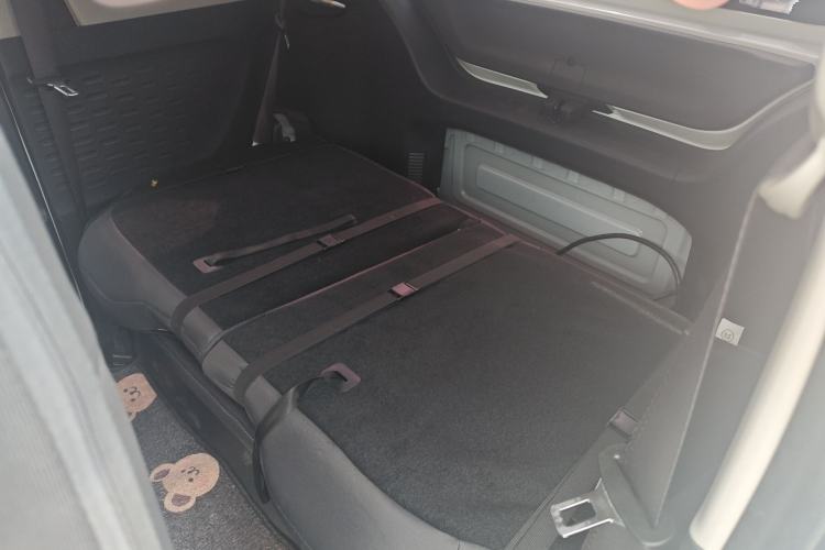 Used Wuling Hongguang MINIEV 2022 Zizai Version Lithium Iron Phosphate Left Rear Seat