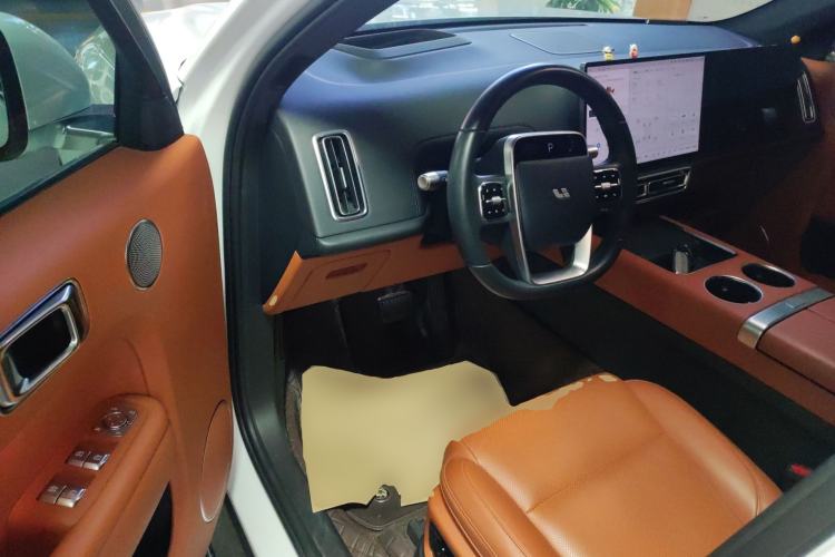 Used Li Auto L7 2023 Max model
