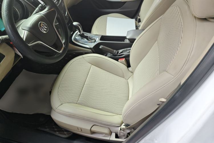 Used Buick Regal 2015 2.0L Leading Fashion Edition