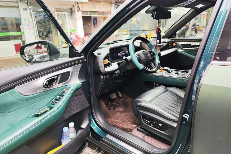 Used GAC Trumpchi GS8 2022 Dual-Engine Series 2.0TM Two-Wheel Drive Prestige Edition (7 Seats) Driver Seat