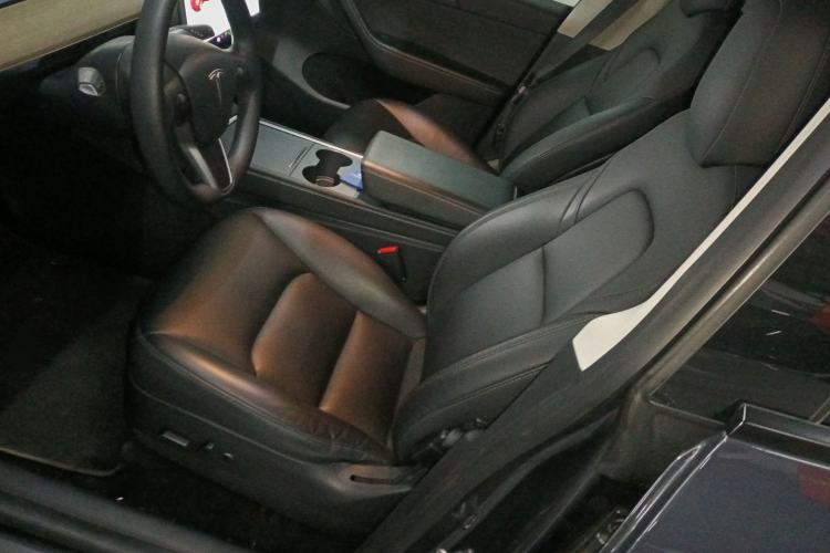 Used Tesla Model Y 2021 Standard Range Rear-Wheel Drive Version