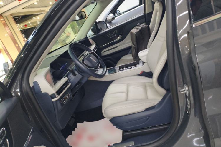 Used Lincoln Corsair 2023 2.0T Two-Wheel-Drive Luxury Edition Left Front Seat