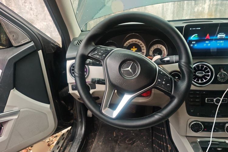 Used Mercedes-Benz GLK-Class 2013 GLK 300 4MATIC Fashion Model Steering Wheel