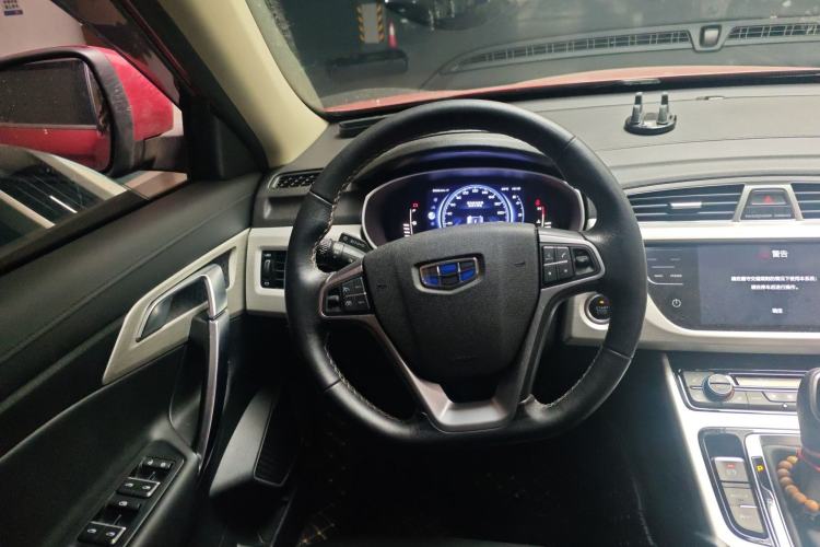 Used Geely Auto Emgrand X7 Sport 2018 1.8TD Automatic Two-Wheel Drive Smart 4G Connected Version
