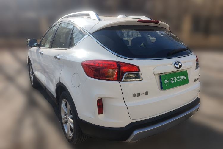 Used Bestune X80 2016 2.0L Automatic Luxury Model