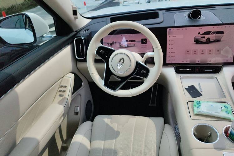 Used Hima AITO M8 2025 Extended-Range Max+ Version 53.4 kWh 5-Seater Edition
