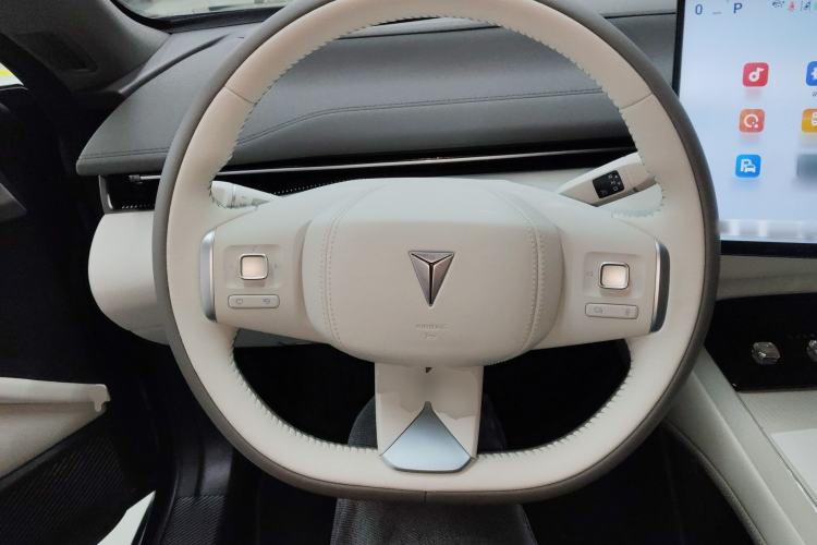 Used Deepal L07 2024 230Max Range-Extended Version
