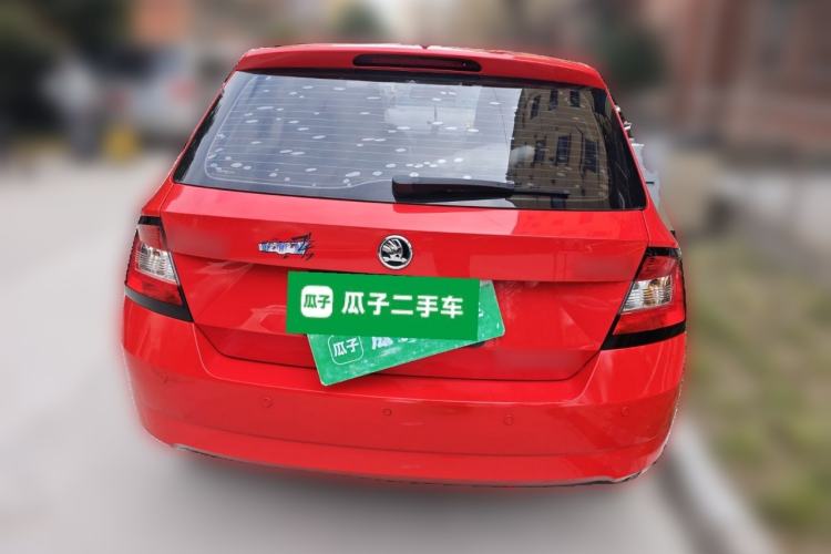 Used Skoda Fabia 2017 1.4L Automatic Car Enjoy Edition
