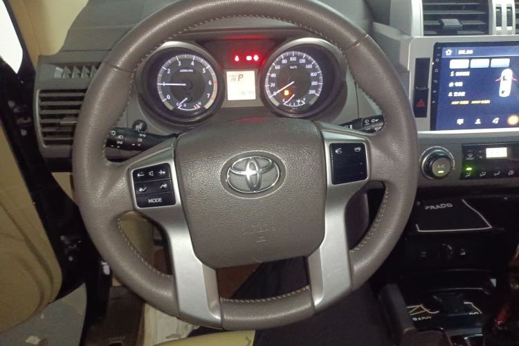 Used Toyota Prado 2015 4.0L Automatic U.S.-Spec Version
