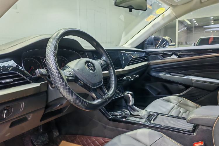 Used Volkswagen Passat 2020 330TSI Elite Edition China VI
