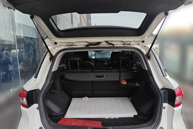 Used GAC Trumpchi GS4 2015 200T G-DCT Elite Edition Trunk