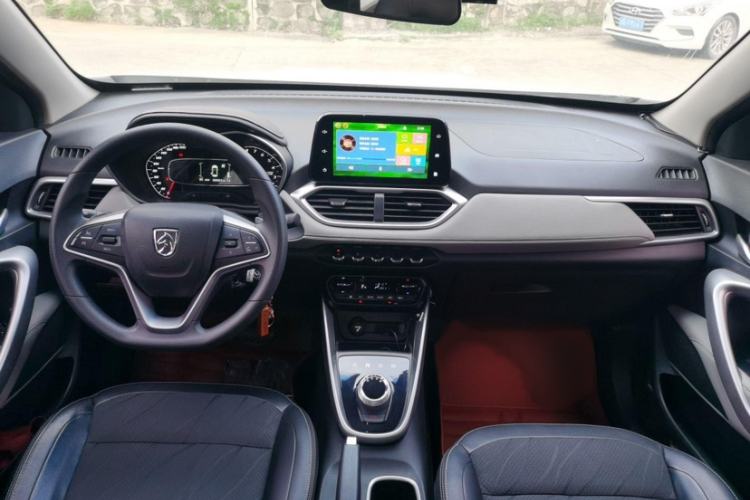 Used Baojun 510 2017 1.5L Automatic Fashion Model