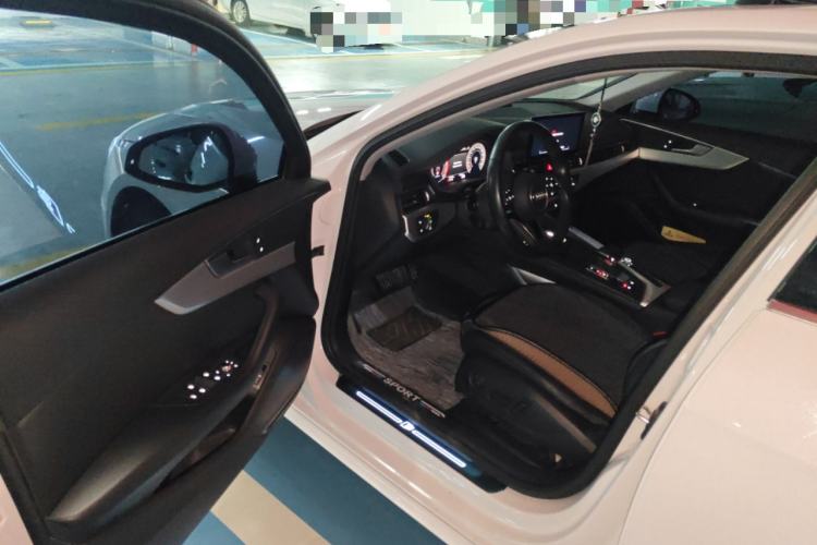 Used Audi A4L 2022 40 TFSI Fashion Dynamic Model
