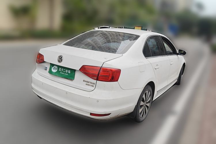 Used Volkswagen Sagitar 2017 230TSI Automatic Comfort Version Rear Right 45 Deg