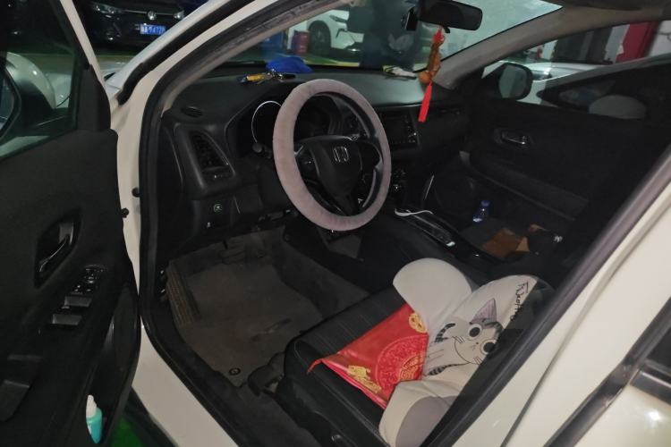 Used Honda Vezel 2017 1.8L CVT Front-Wheel Drive Pioneer Edition