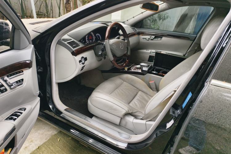 Used Mercedes-Benz S-Class 2012 S 400 L HYBRID Grand Edition
