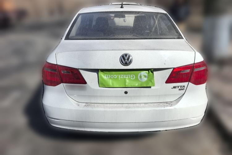 Used Volkswagen Jetta 2015 Value Edition 1.6L Manual Fashionable Style
