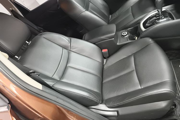 Used Nissan X-Trail 2016 2.0L CVT Smart Enjoyment Version 4WD
