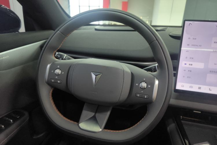 Used Deepal S05 2026 Model 620Max Pure Electric Edition Steering Wheel