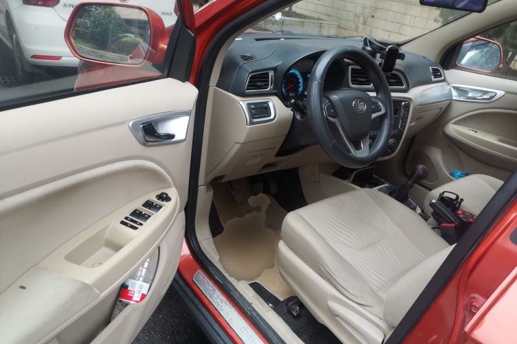 Used FAW Junpai D60 2015 1.5L Manual Standard Edition
