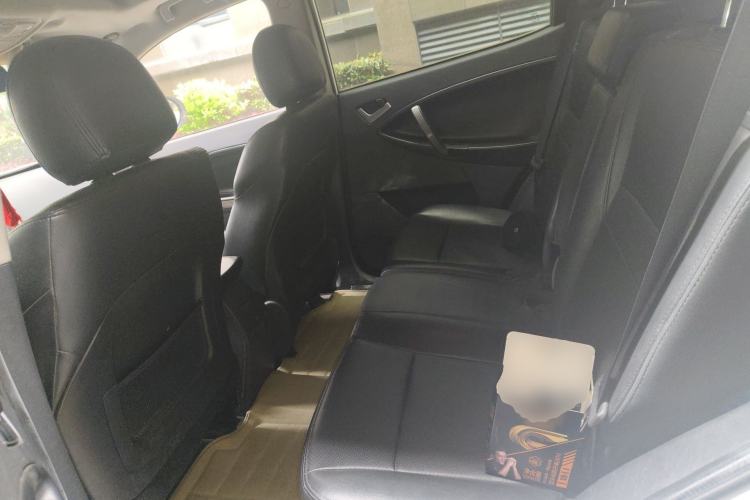 Used Geely Auto GX7 2014 2.0L Manual Luxury Version
