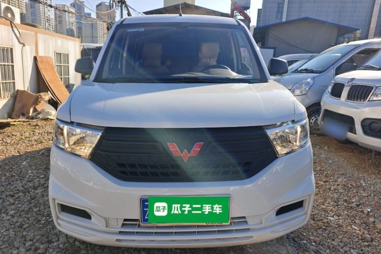 Used Wuling Hongguang V 2022 1.5L Jingqu Edition Electric-Assist LAR
