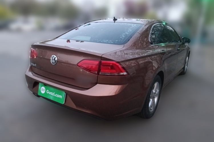 Used Volkswagen Lamando 2015 230TSI DSG Fashion Edition Rear Right 45 Deg