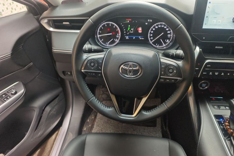 Used Toyota Venza 2023 2.0L CVT Two-Wheel Drive Luxury Edition
