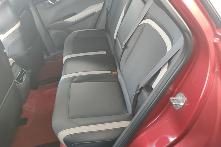 Used Baojun RC-6 2019 1.5T CVT 24-Hour Online Luxury Edition
