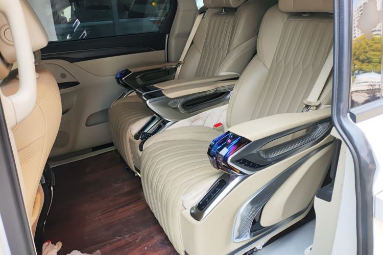 Used Buick GL8 2023 ES Lu Zun Comfort Model