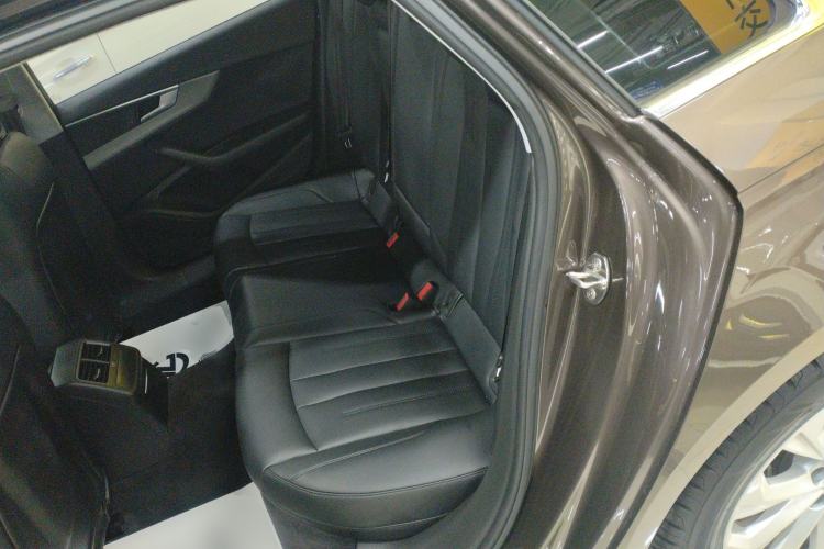 Used Audi A4L 2019 40 TFSI Ambition China VI