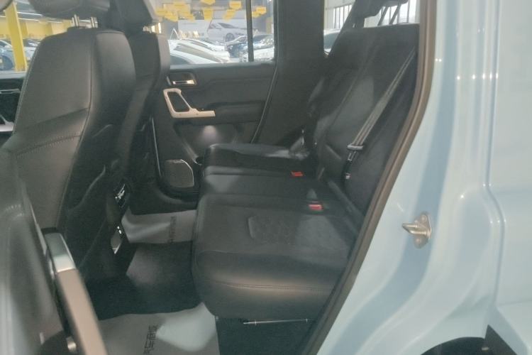 Used 212 T01 2025 2.0T Changfeng
